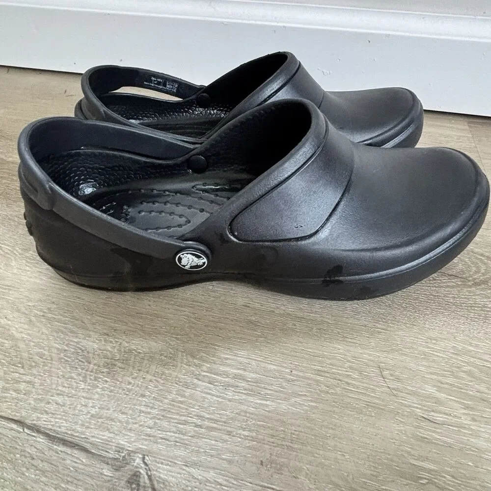 Crocs 10876 Mercy Work Clogs Women Size 7 Black Slip Resistant Nursing Chef Shoe